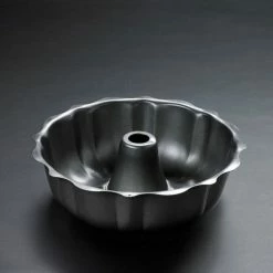 MasterPro Non-Stick Fluted Ring Cake Pan 24 X 24 X 8.5 Cm
