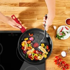 Tefal Daily Chef Red Induction Non-Stick Frypan 28cm 10 Tefal Daily Chef Red Induction Non-Stick Frypan 28cm -Deals Cutlery Store SP 620507 5